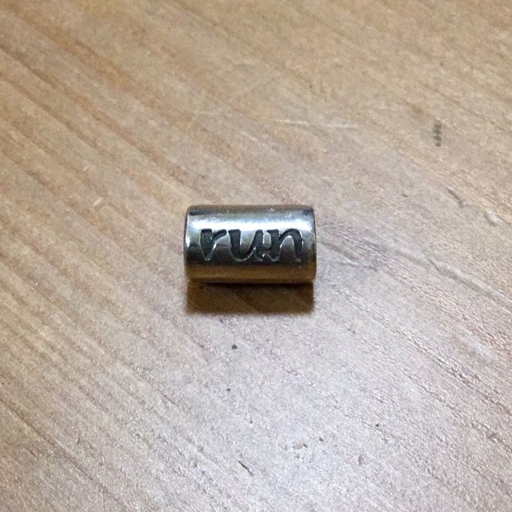 26.2 Marathon runner 🏃‍♀️ sterling silver charm